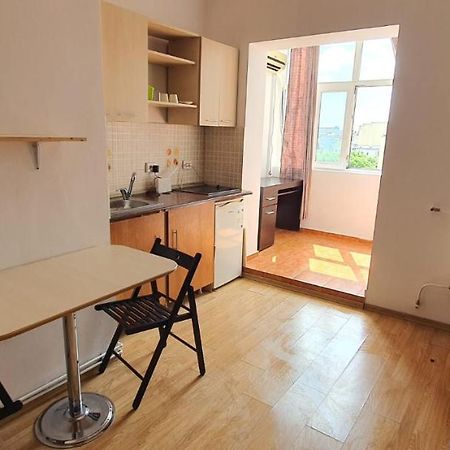 City Center Majestic Studio Apartment Bucureşti Ngoại thất bức ảnh